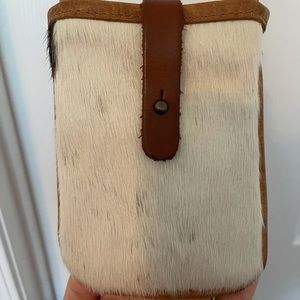 Canoe phone and credit card crossbody bag